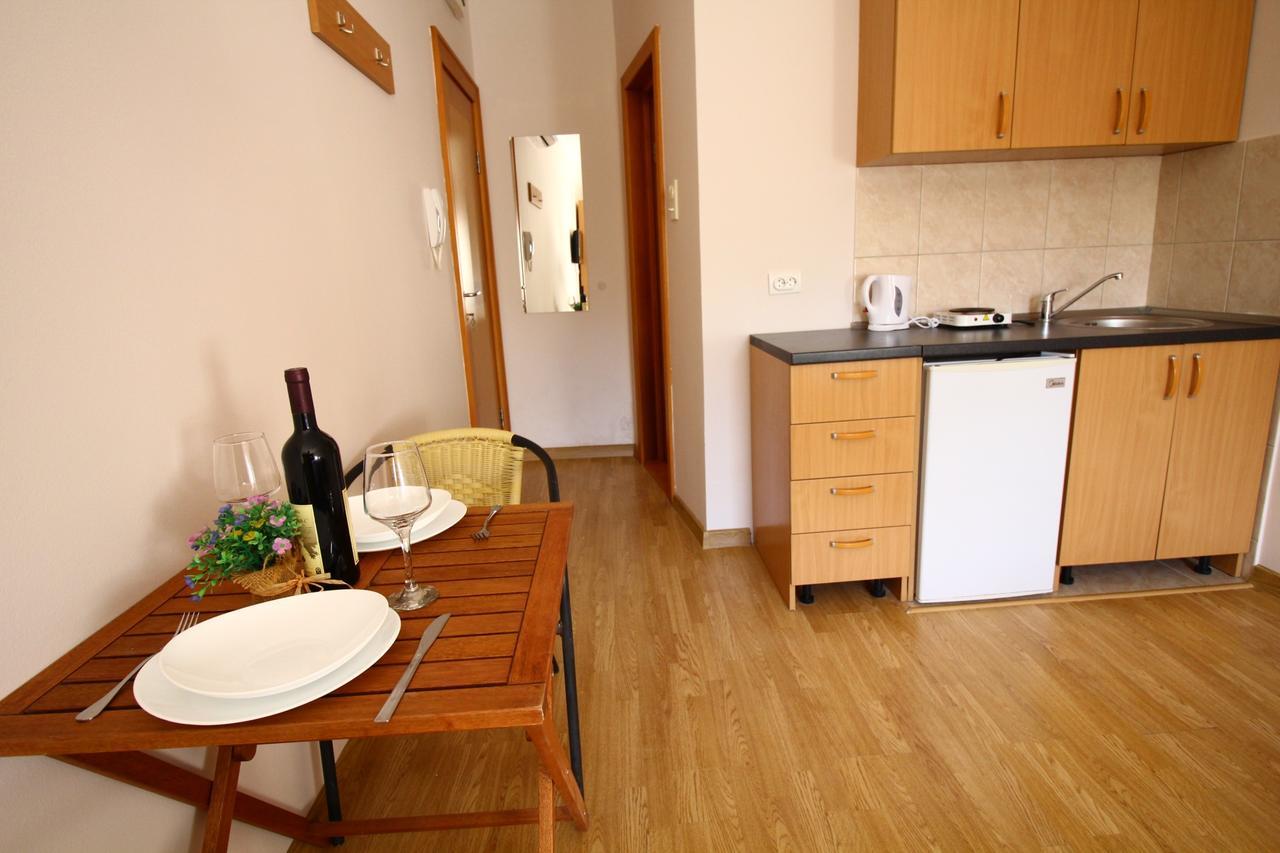 Apartments Astoria Hn Herceg Novi Luaran gambar