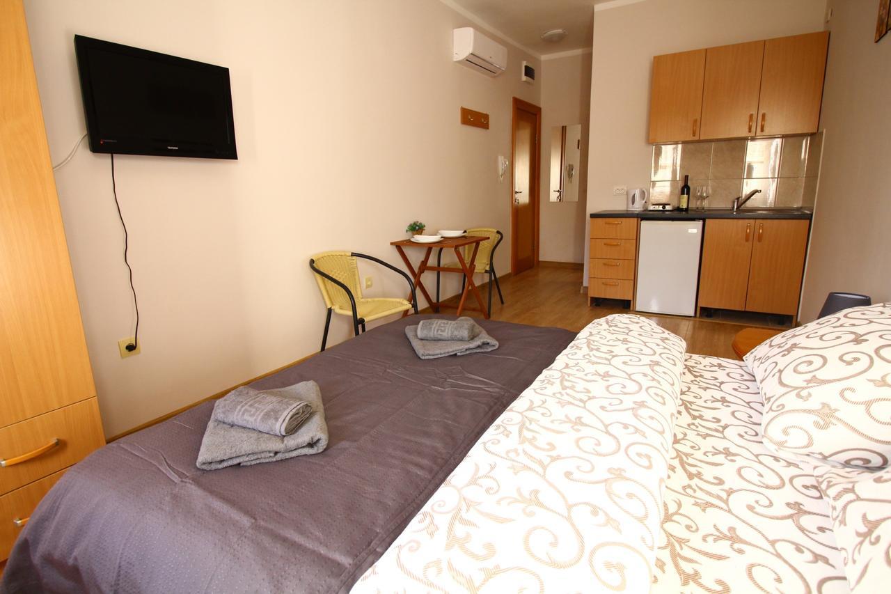 Apartments Astoria Hn Herceg Novi Luaran gambar
