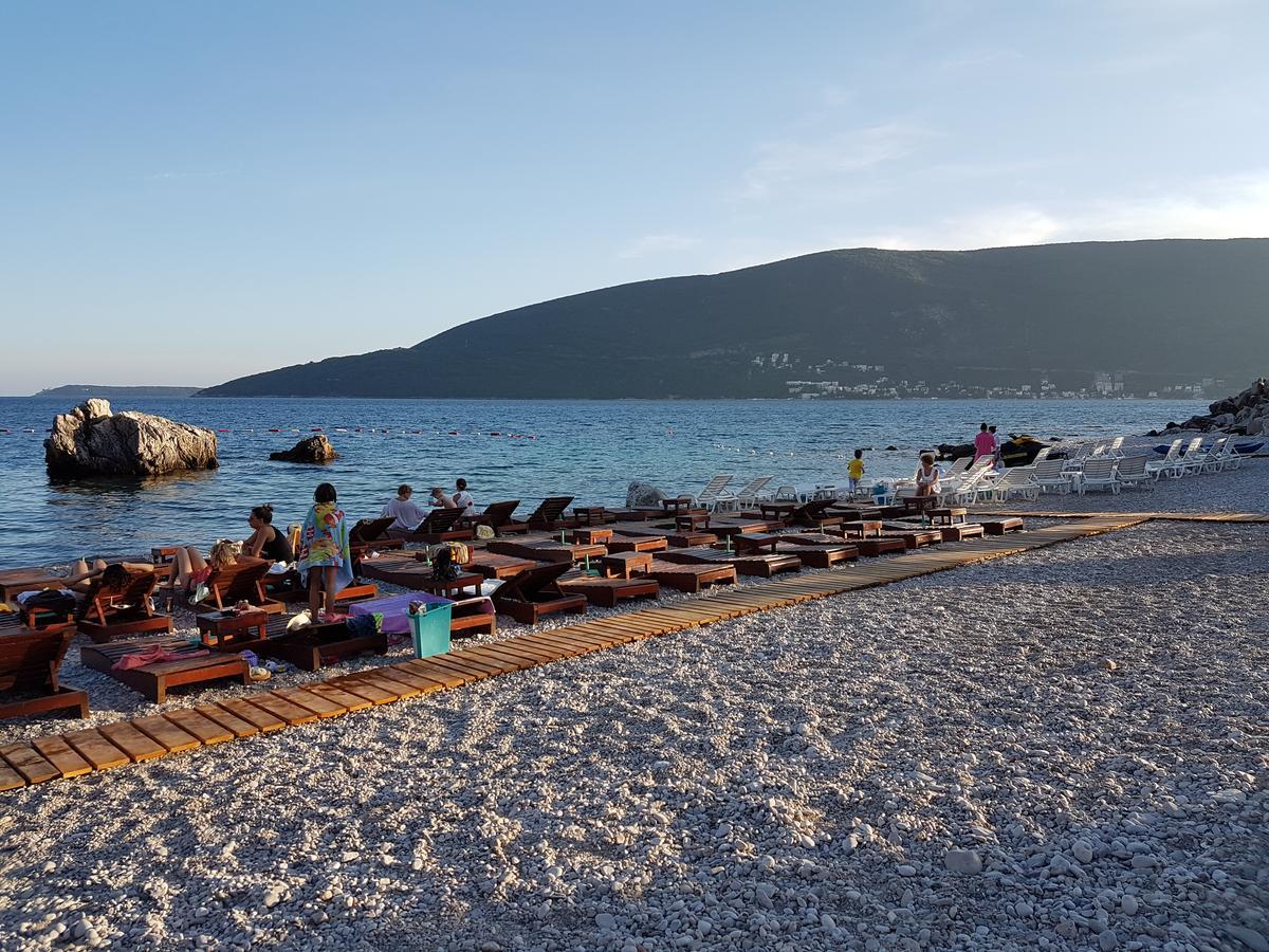 Apartments Astoria Hn Herceg Novi Luaran gambar