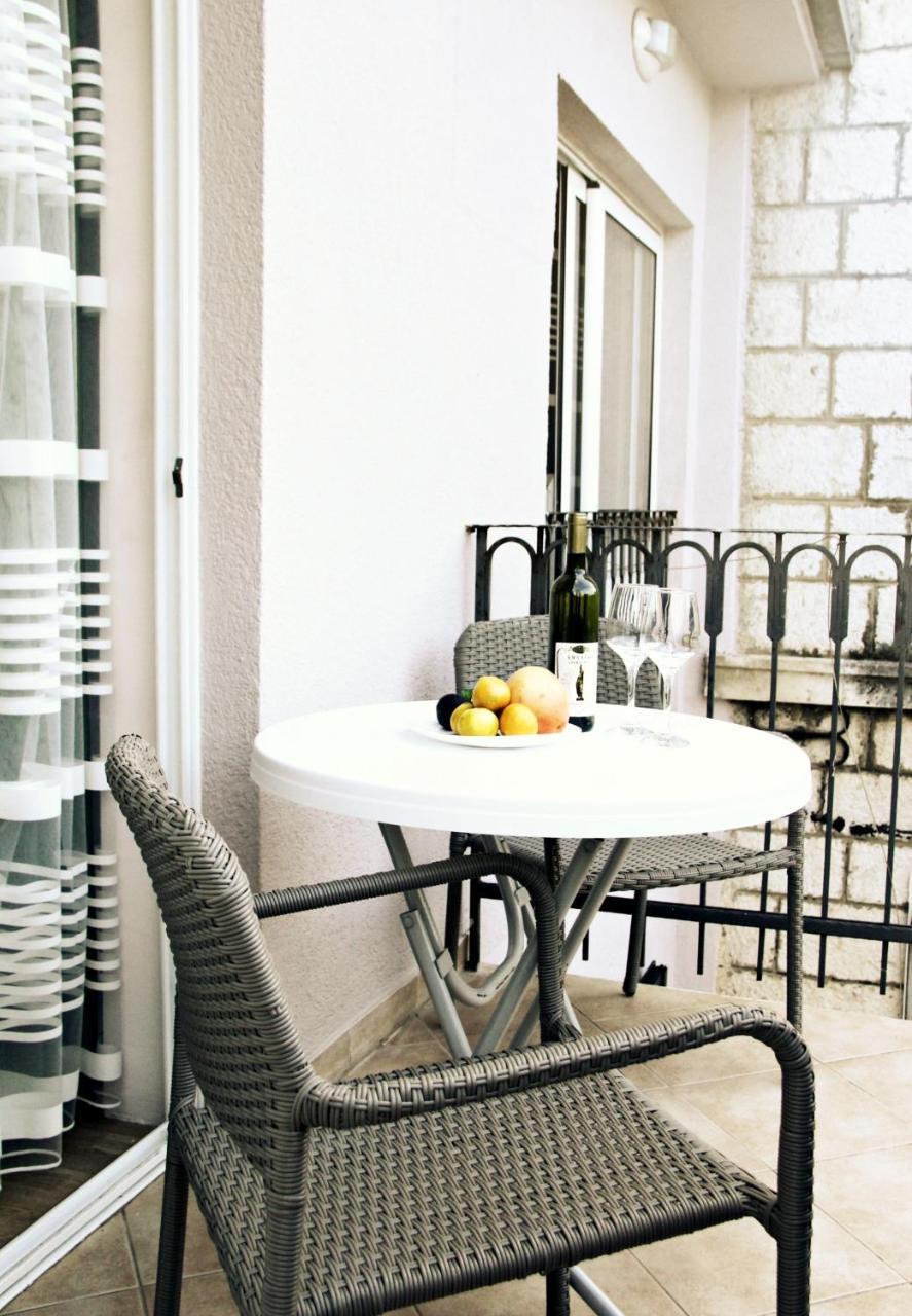 Apartments Astoria Hn Herceg Novi Luaran gambar