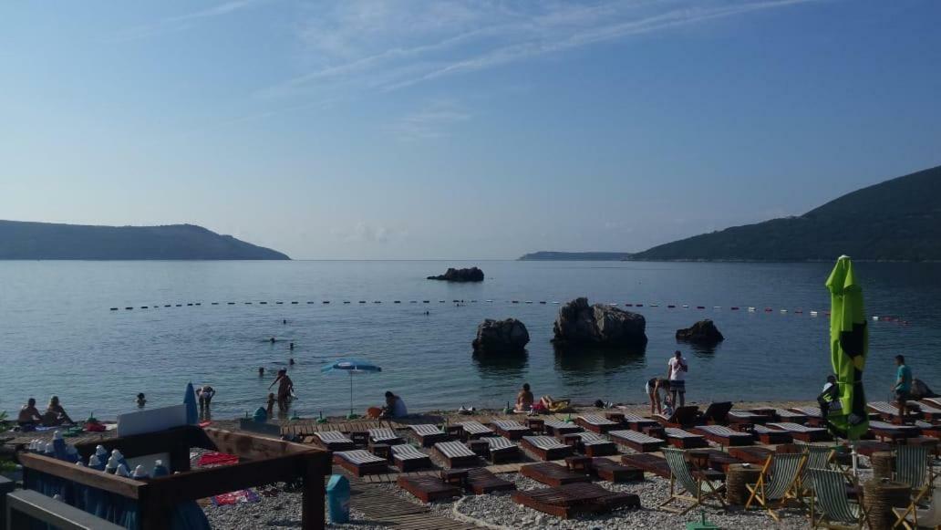 Apartments Astoria Hn Herceg Novi Luaran gambar